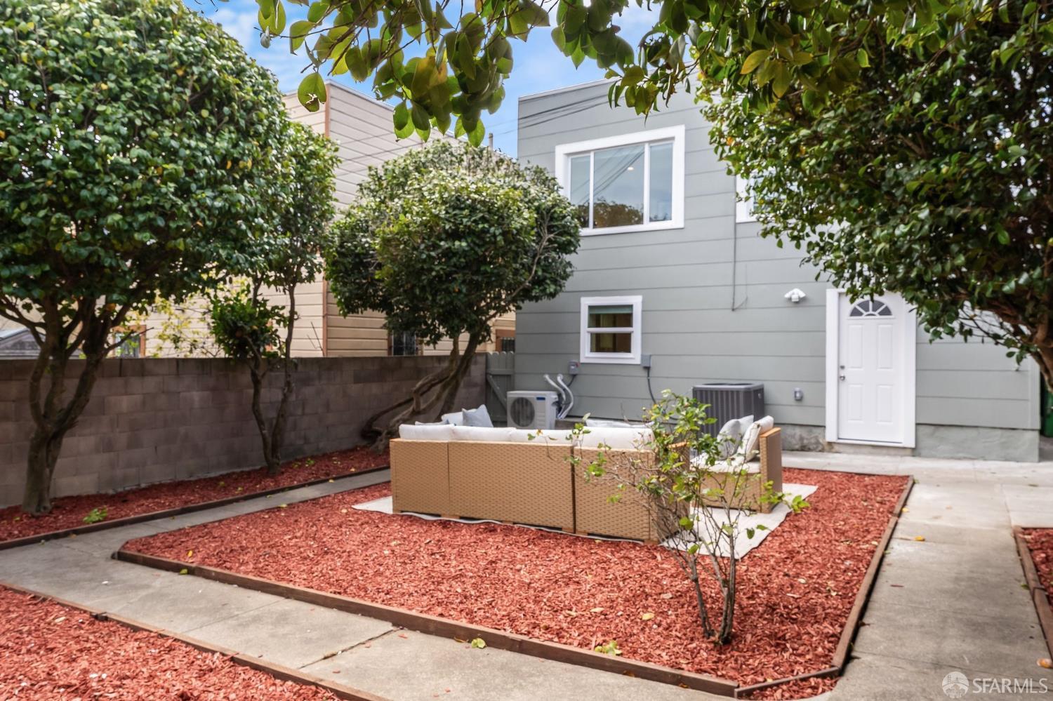 290 Santa Rosa Avenue
