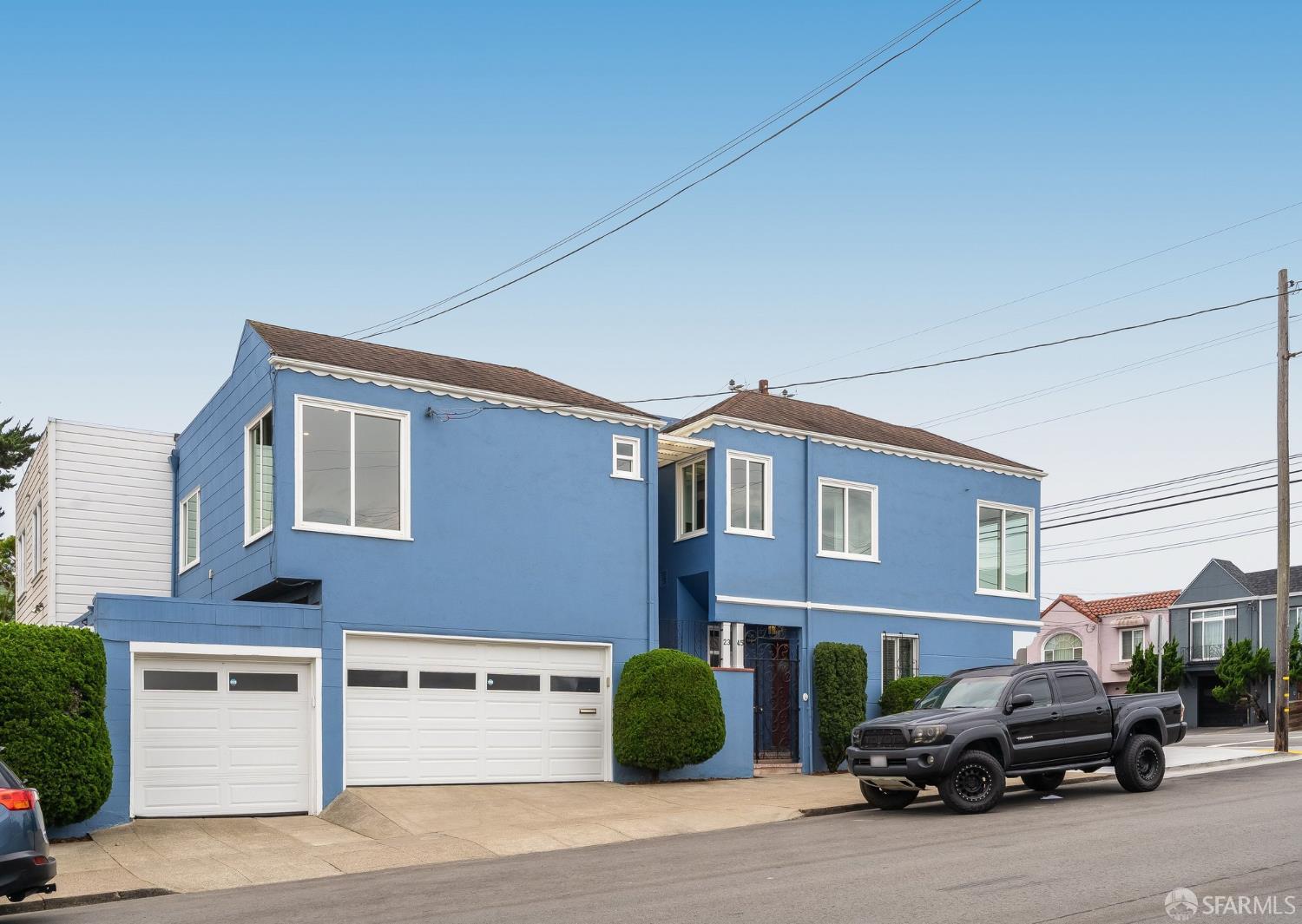 2345 Moraga Street