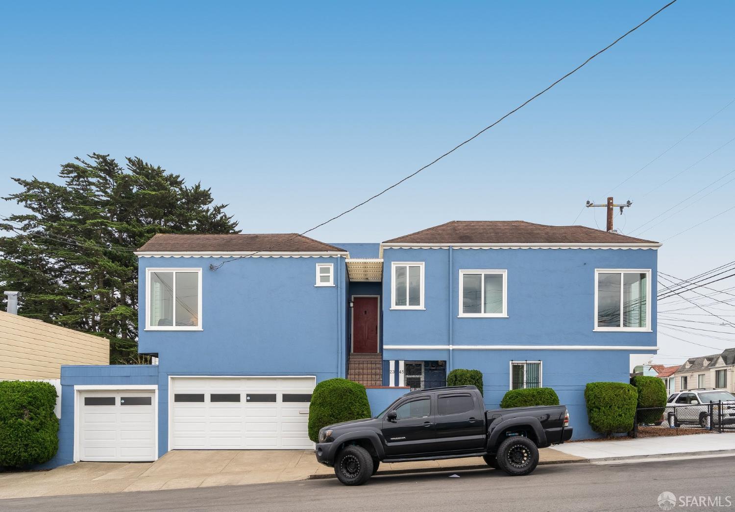2345 Moraga Street