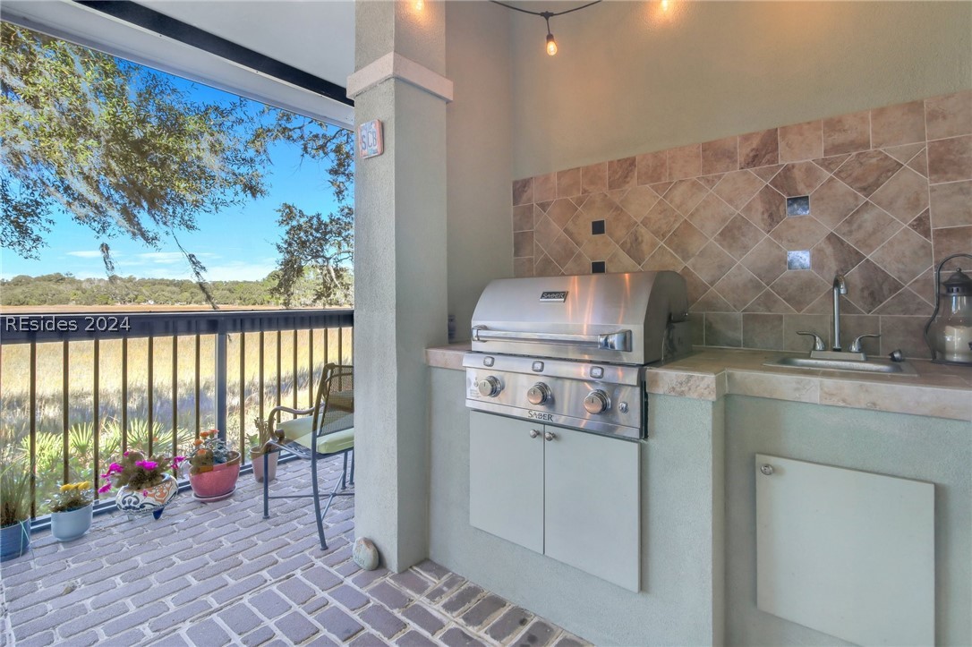 25 Seagrass Landing Court