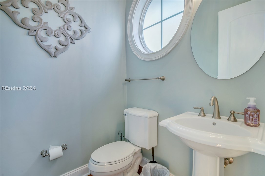 25 Seagrass Landing Court