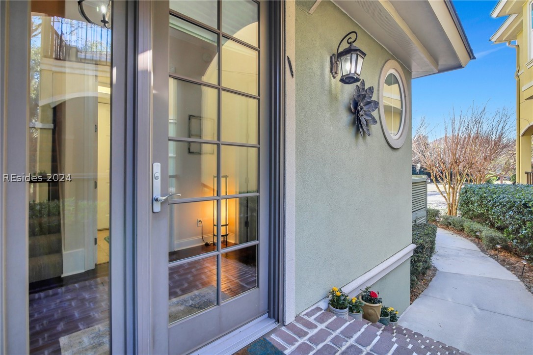 25 Seagrass Landing Court