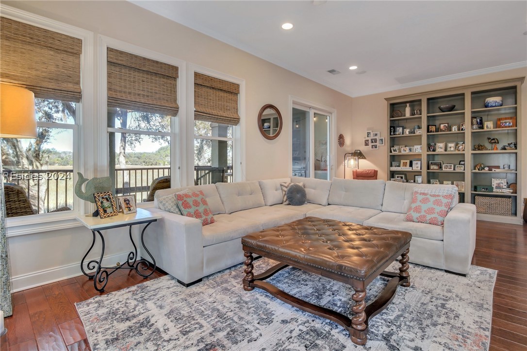 25 Seagrass Landing Court