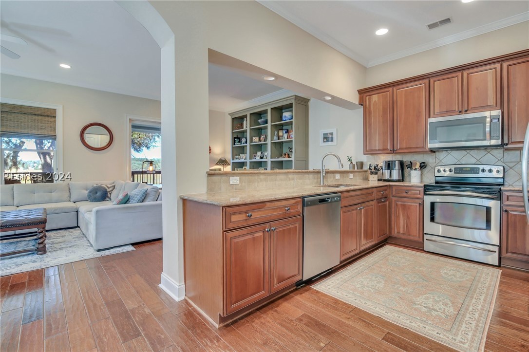 25 Seagrass Landing Court