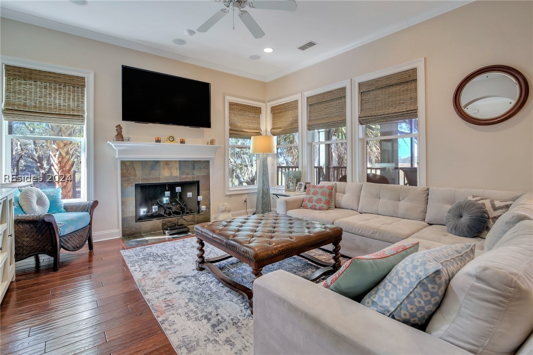 25 Seagrass Landing Court