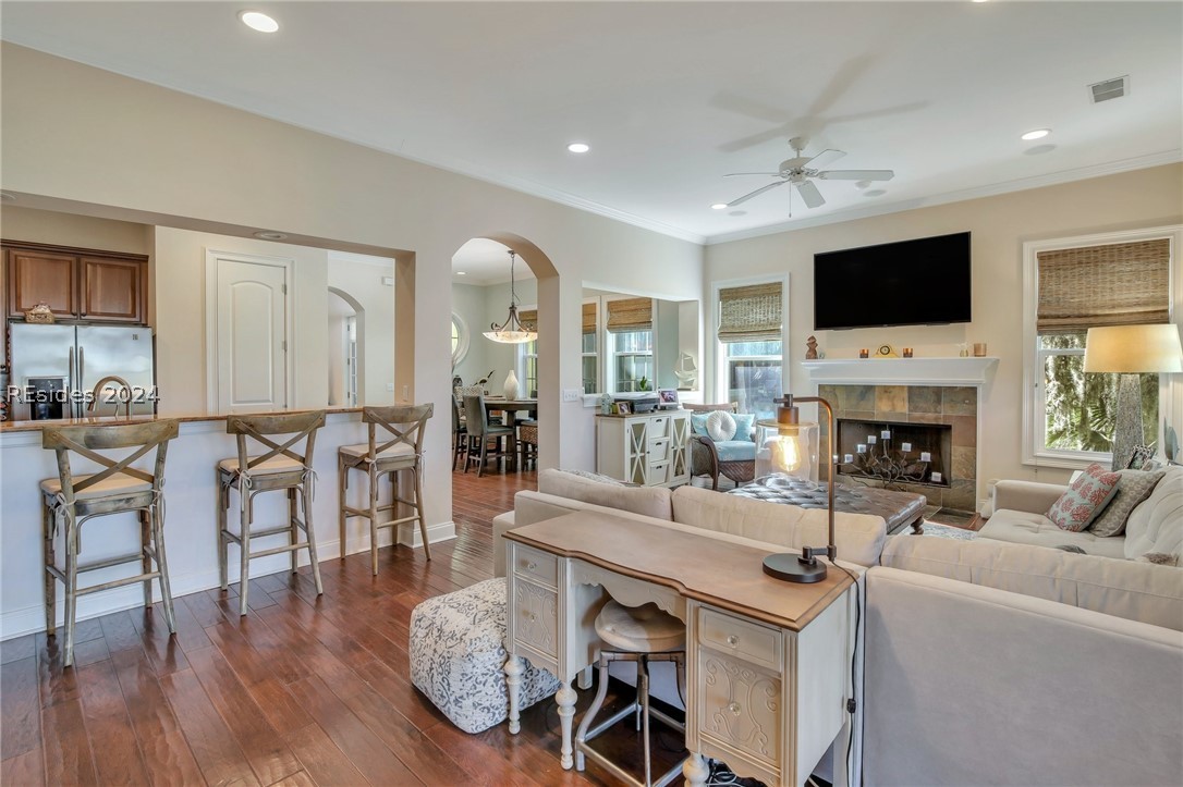 25 Seagrass Landing Court