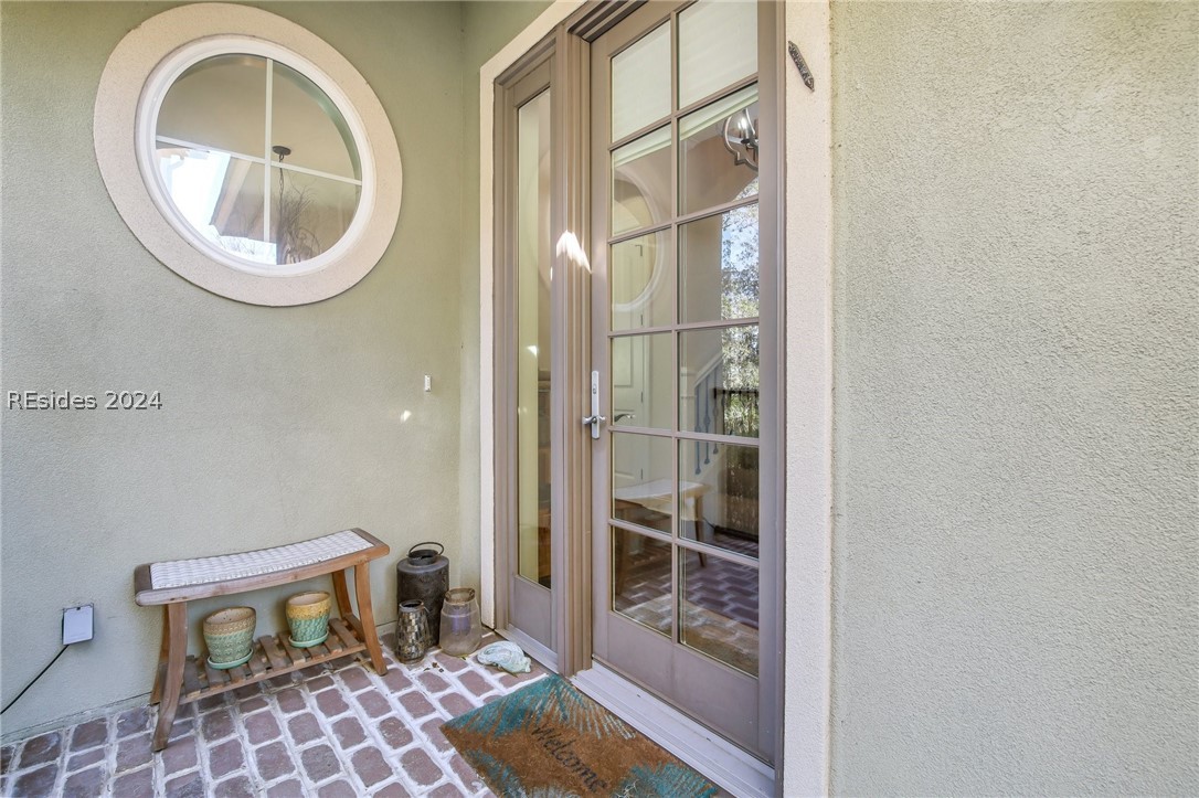 25 Seagrass Landing Court