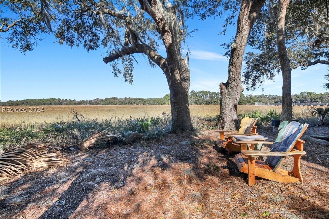 25 Seagrass Landing Court