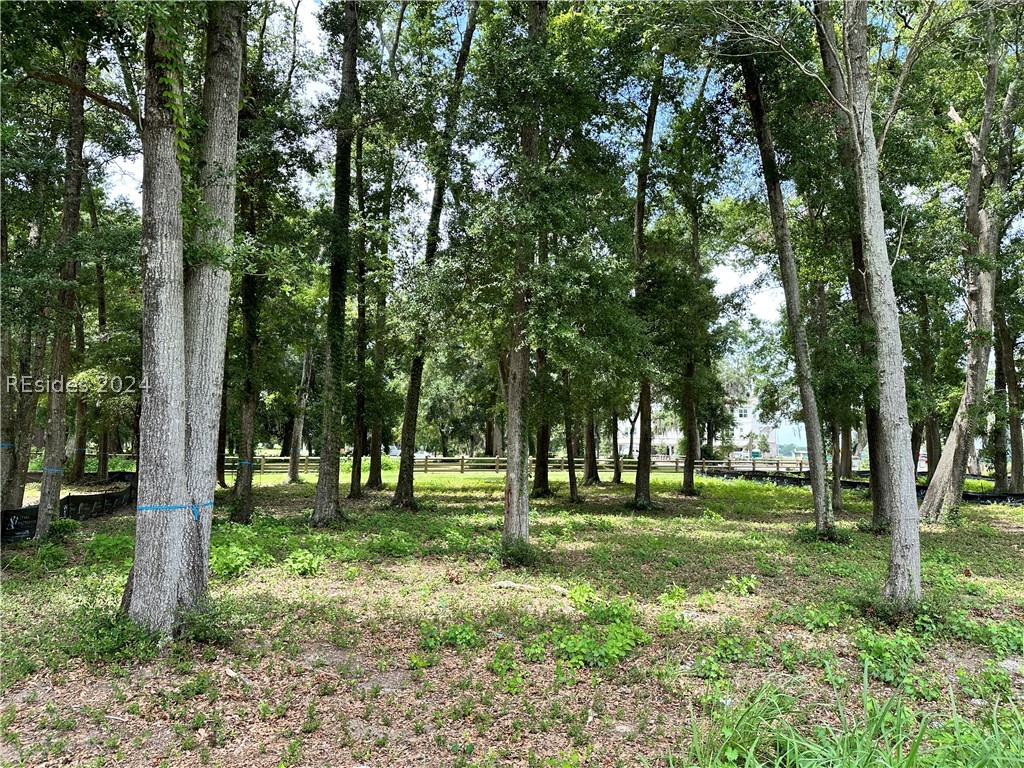 204 Harborview Drive