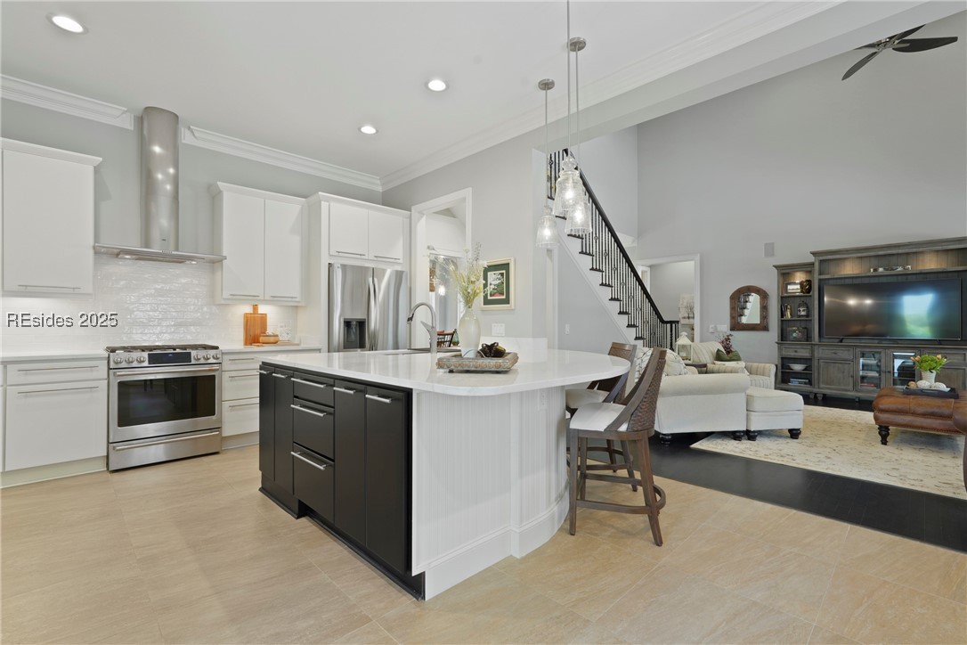 4 Halburton Circle