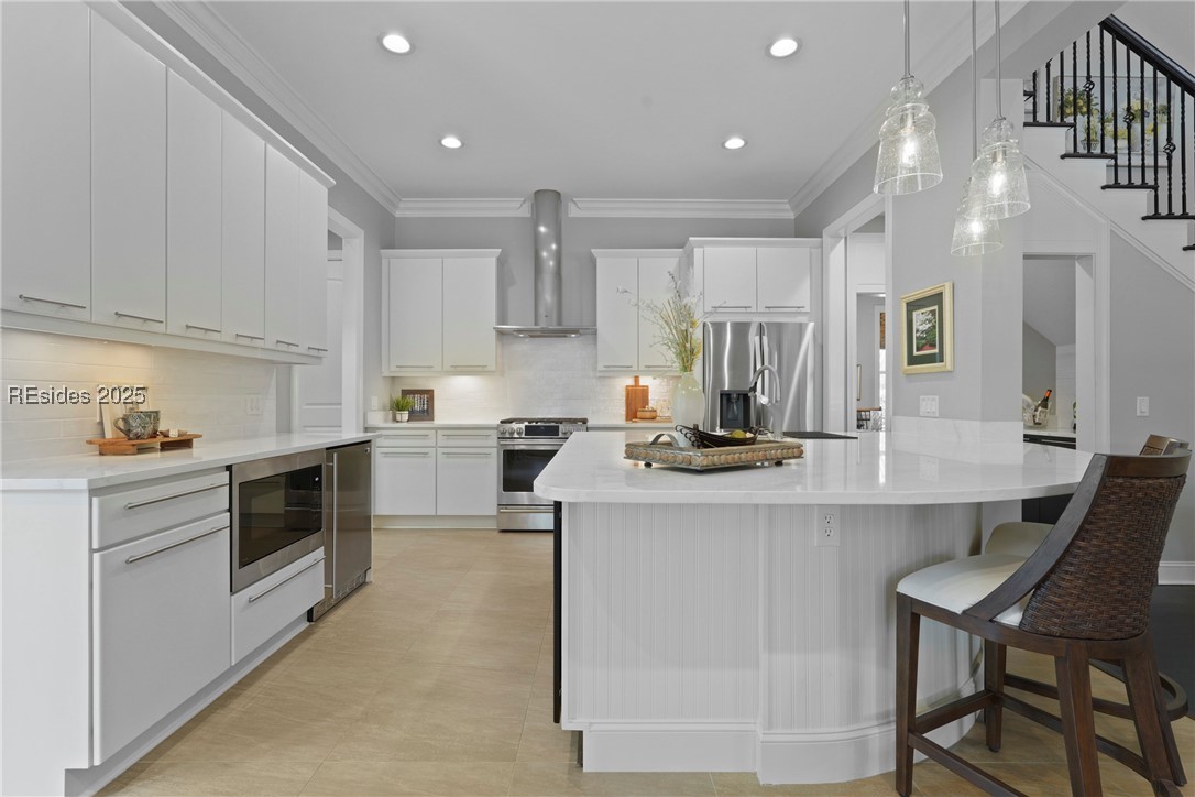 4 Halburton Circle