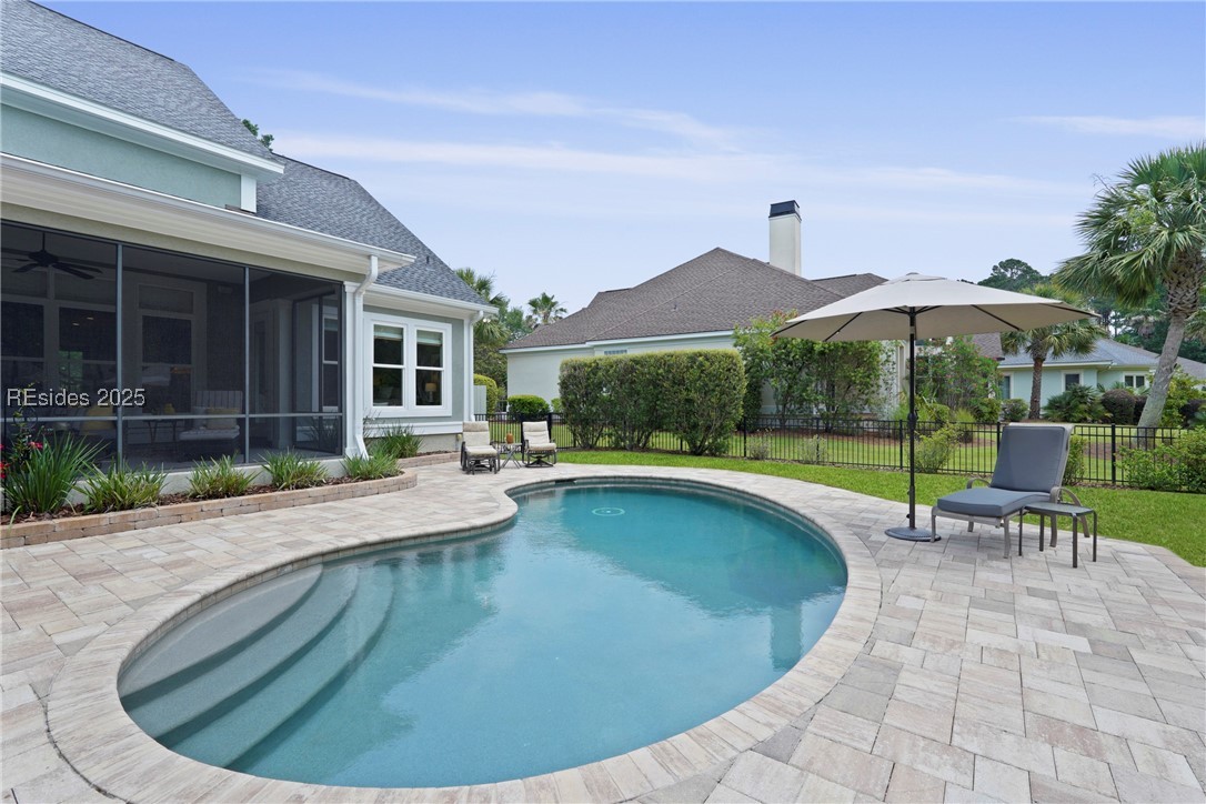 4 Halburton Circle