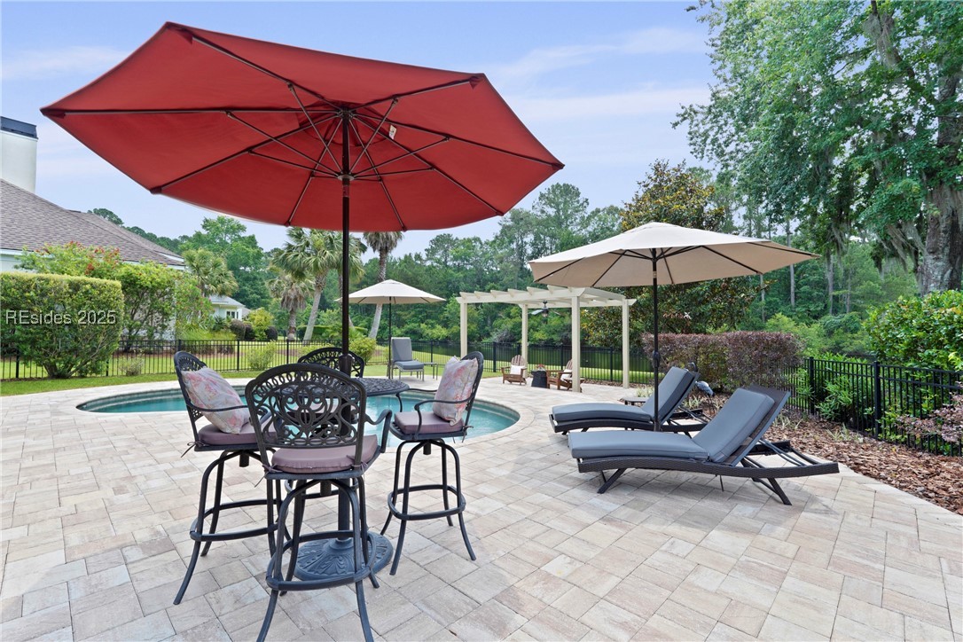 4 Halburton Circle