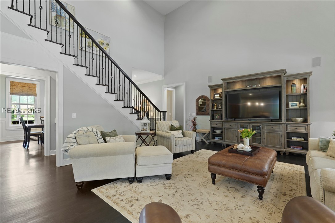 4 Halburton Circle