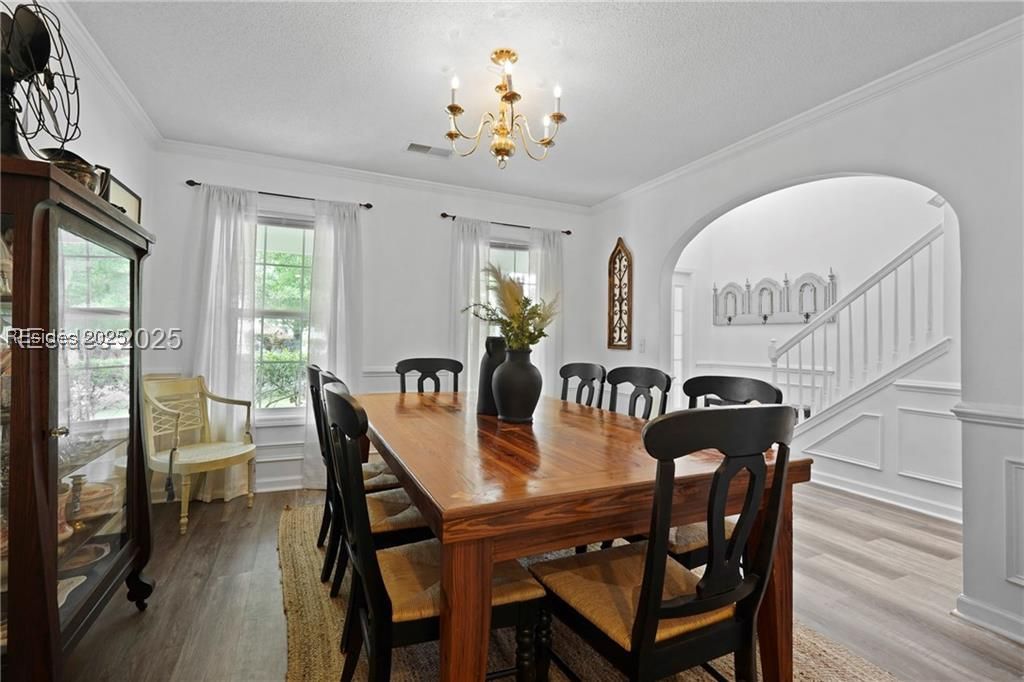 249 Hitching Post Crescent