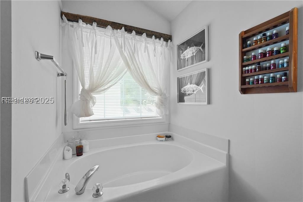 249 Hitching Post Crescent