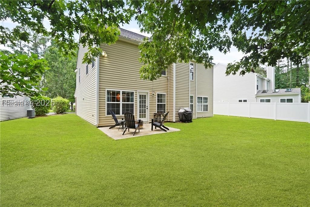 249 Hitching Post Crescent