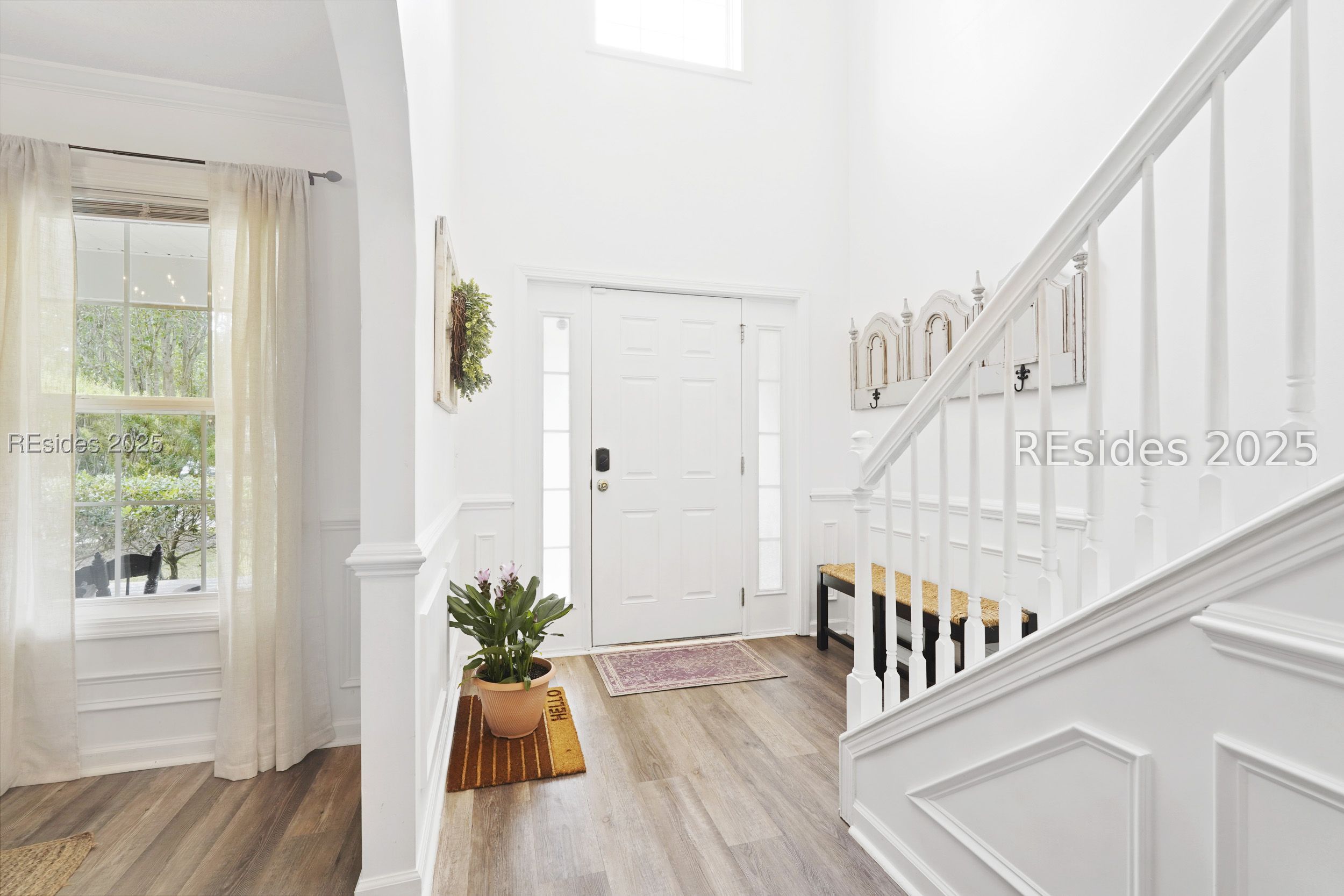 249 Hitching Post Crescent