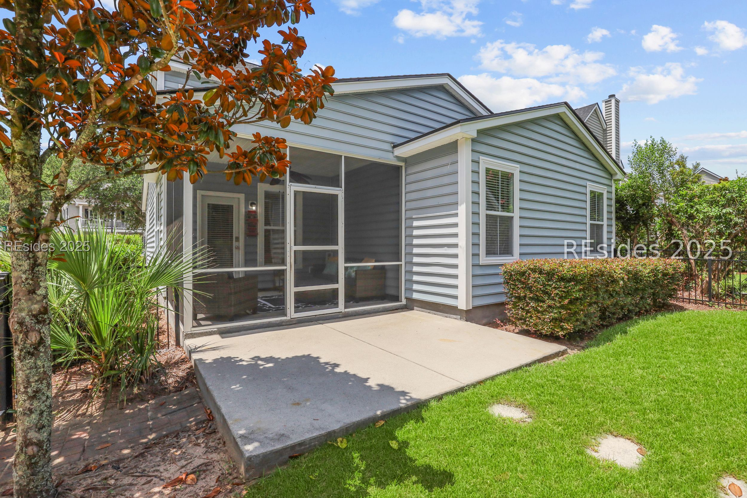 2 Riversbridge Court