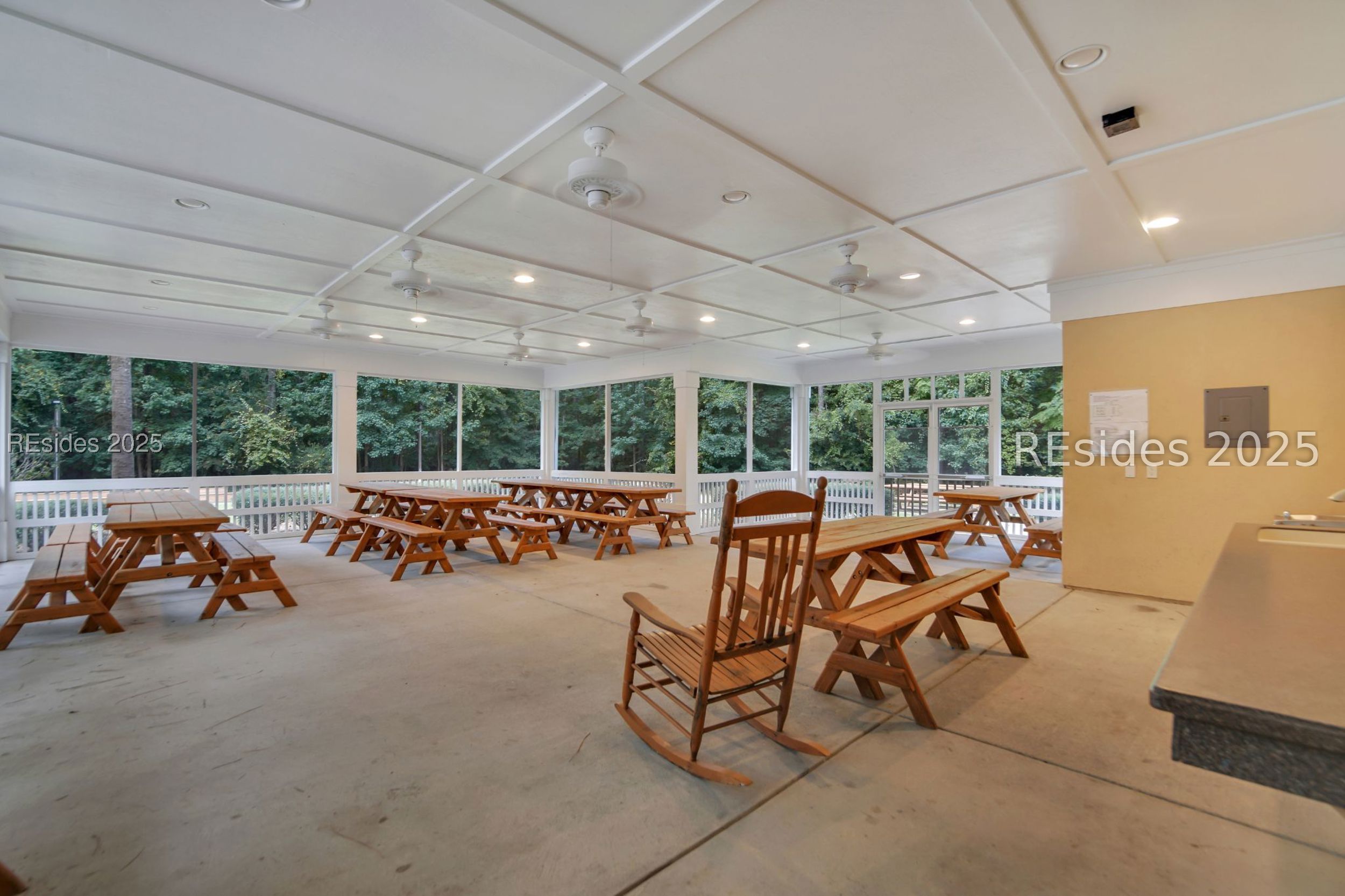 2 Riversbridge Court