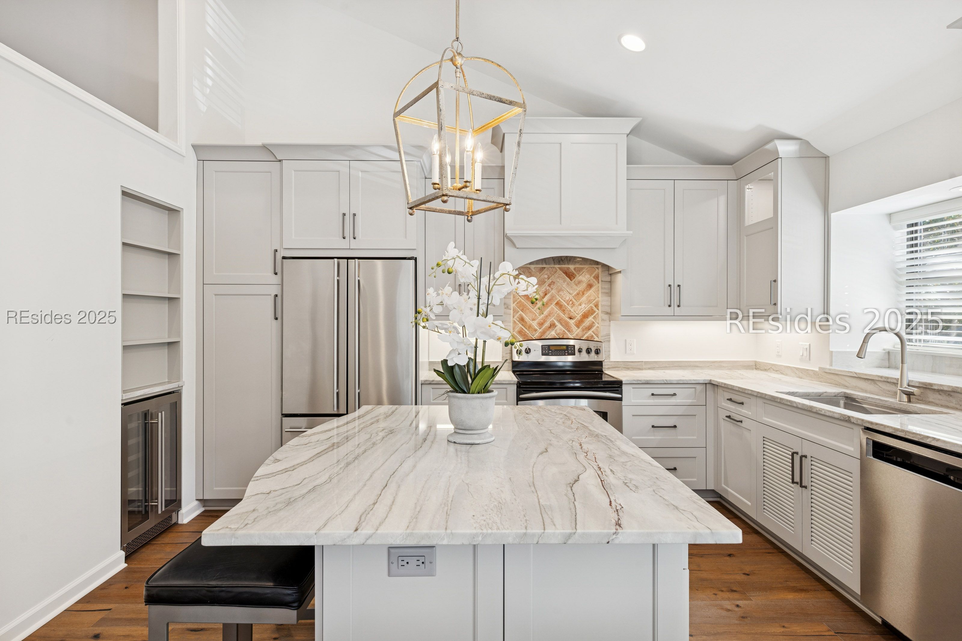 8 Spartina Court Unit: APT 2633