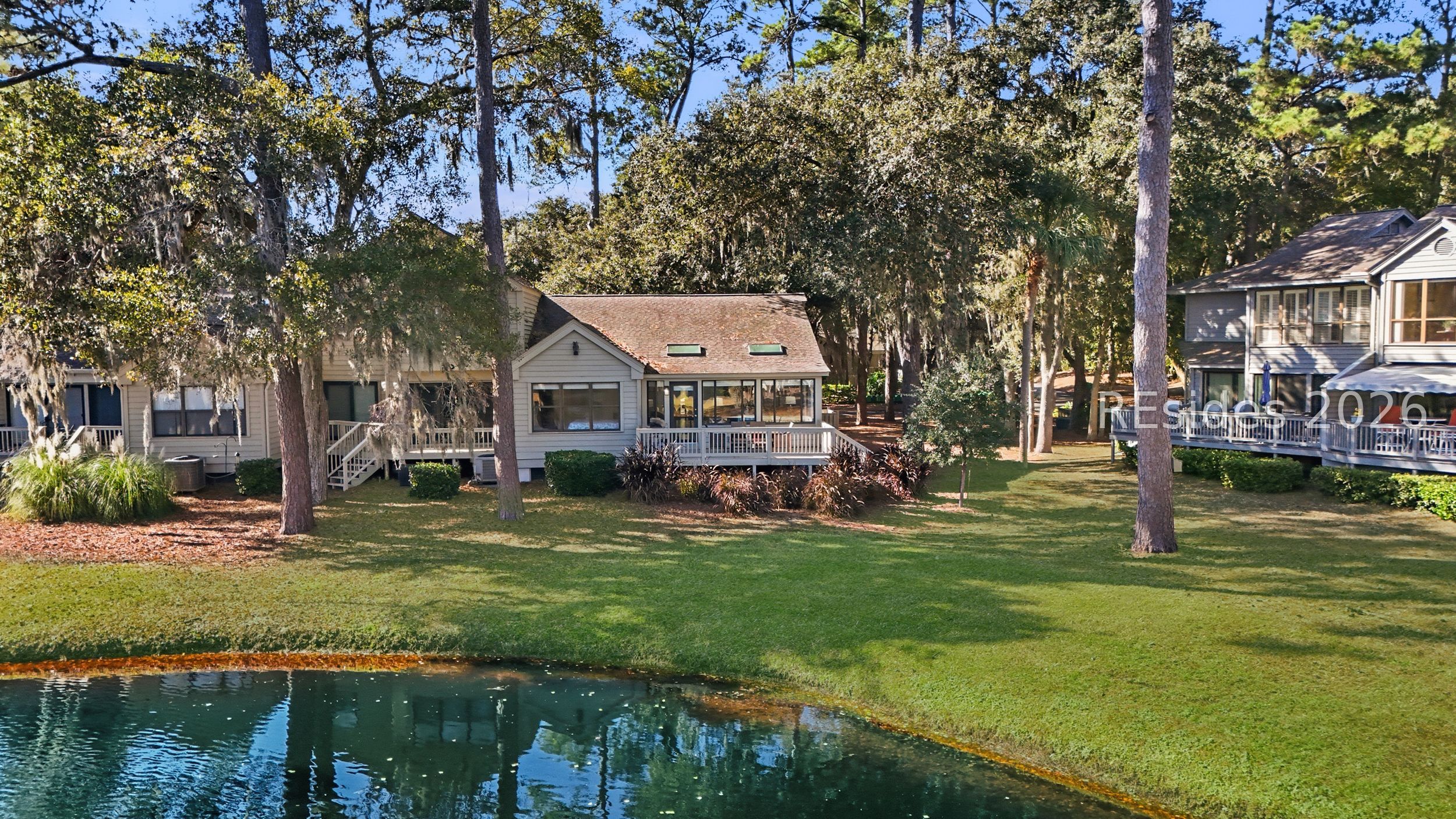 21 Lake Forest Drive Unit: APT 3342