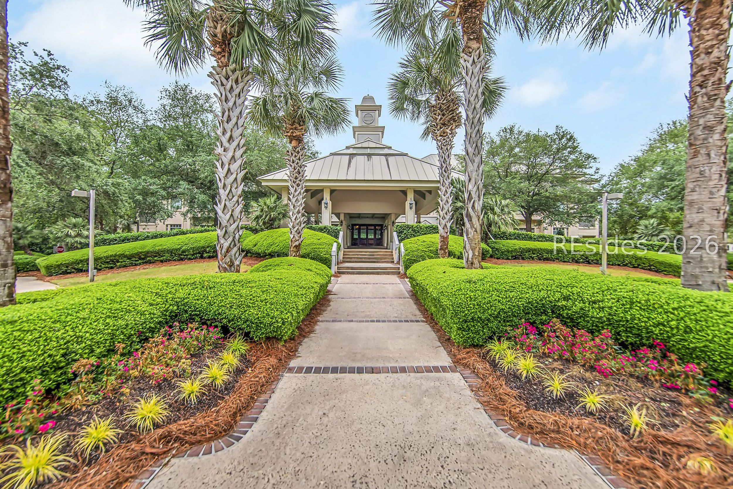 21 Lake Forest Drive Unit: APT 3342