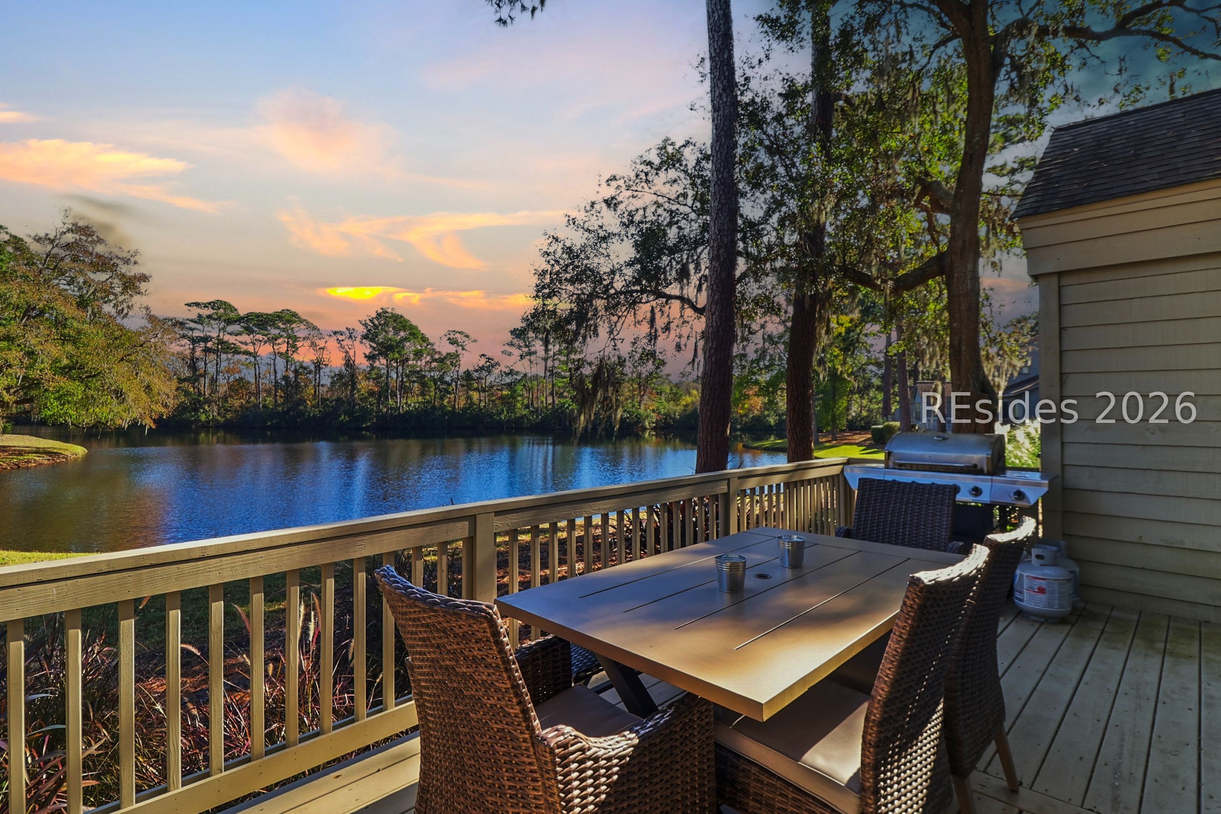 21 Lake Forest Drive Unit: APT 3342