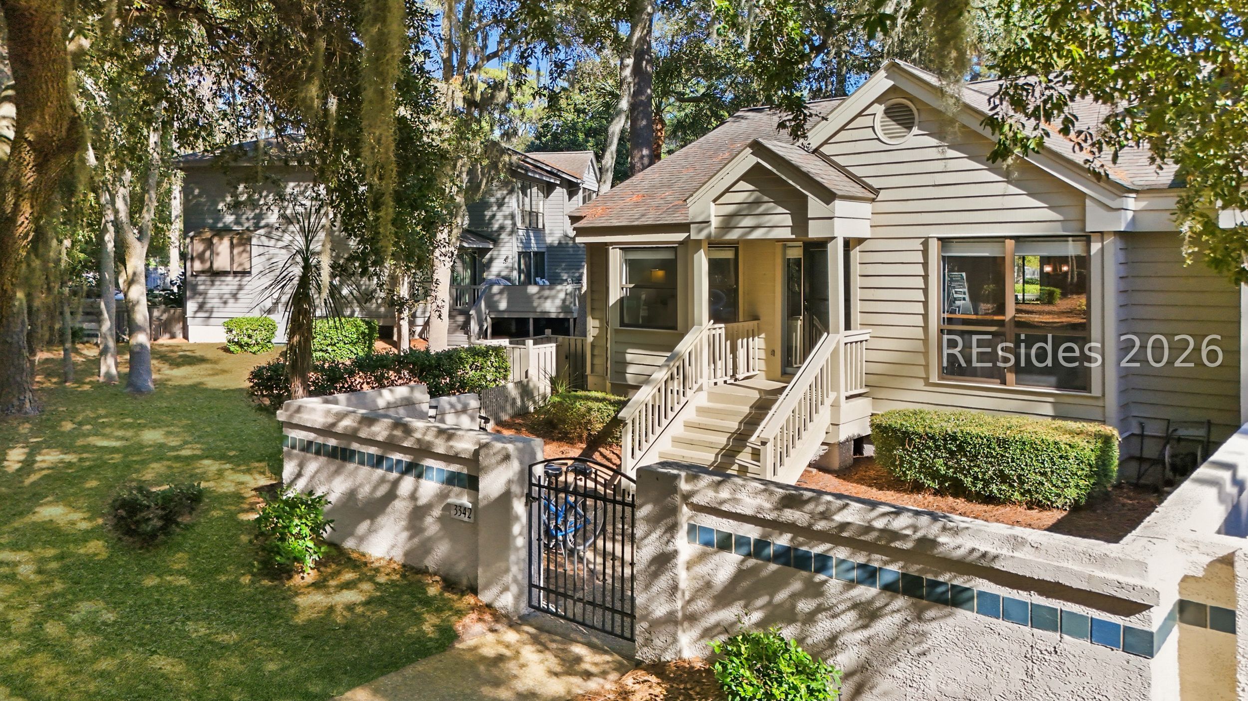 21 Lake Forest Drive Unit: APT 3342