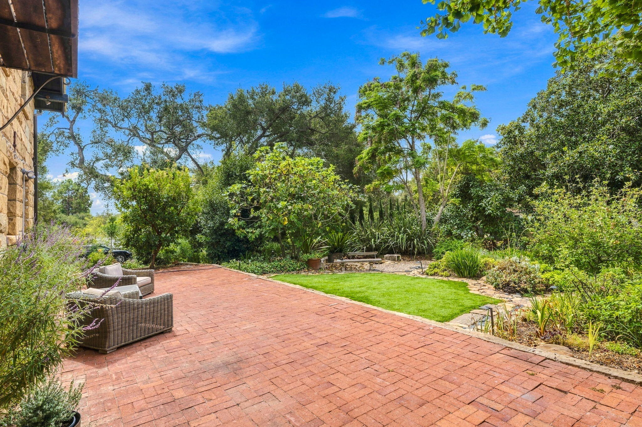 825 Rockbridge Road