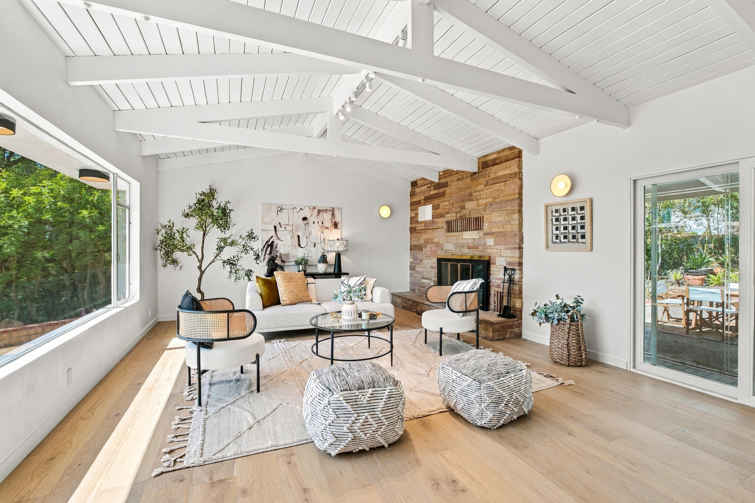 975 Tornoe Road