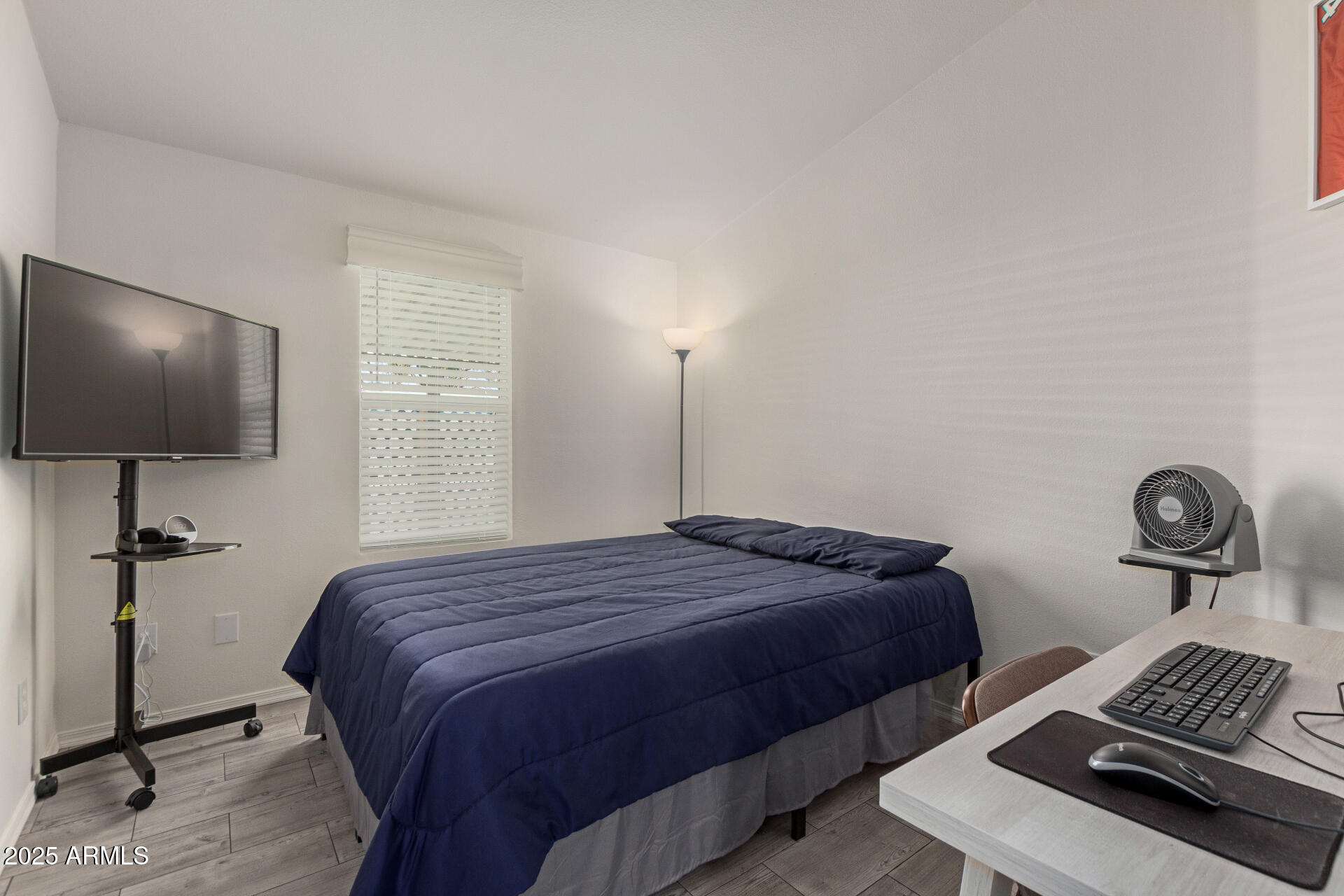10540 E Apache Trail, 50