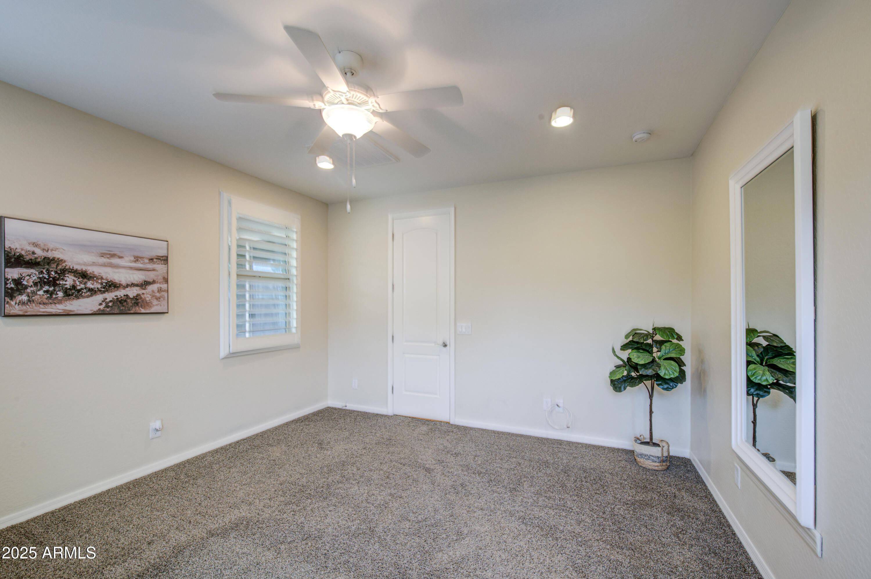 164 E PRESCOTT Drive