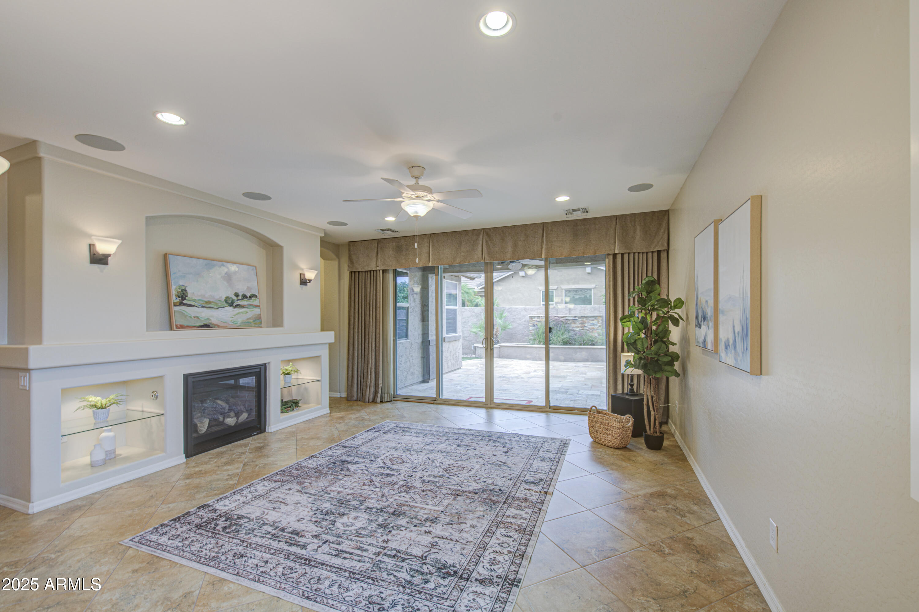 164 E PRESCOTT Drive