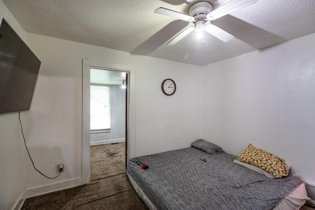 2107 Liberty STREET 803 Moore St