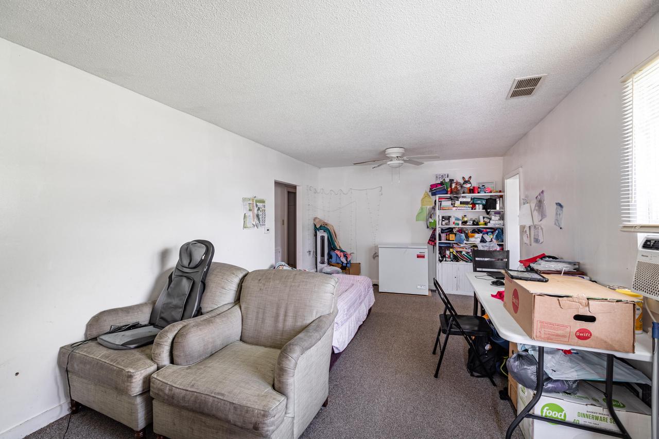 2107 Liberty STREET 803 Moore St