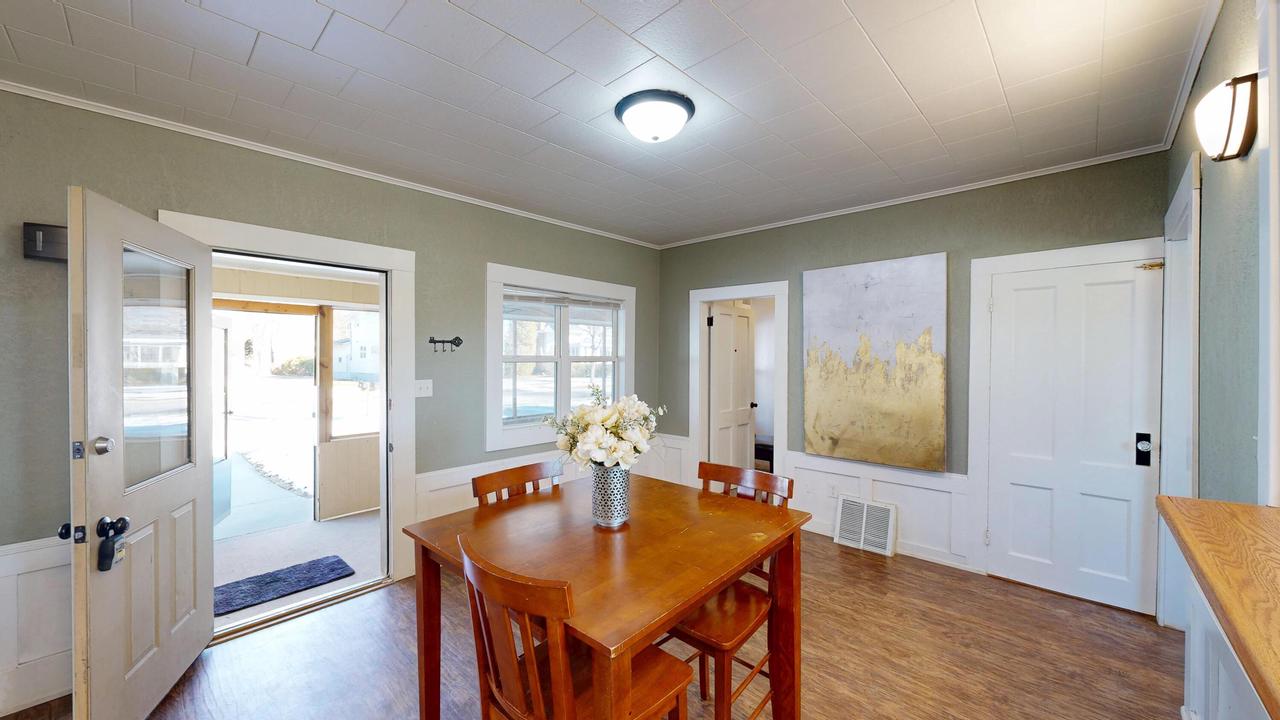 509 E Franklin STREET 511