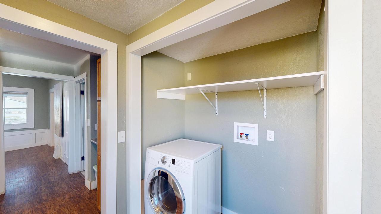 509 E Franklin STREET 511