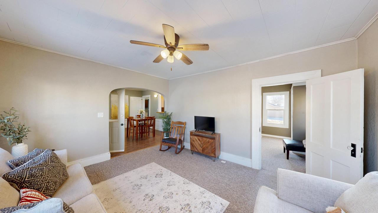 509 E Franklin STREET 511