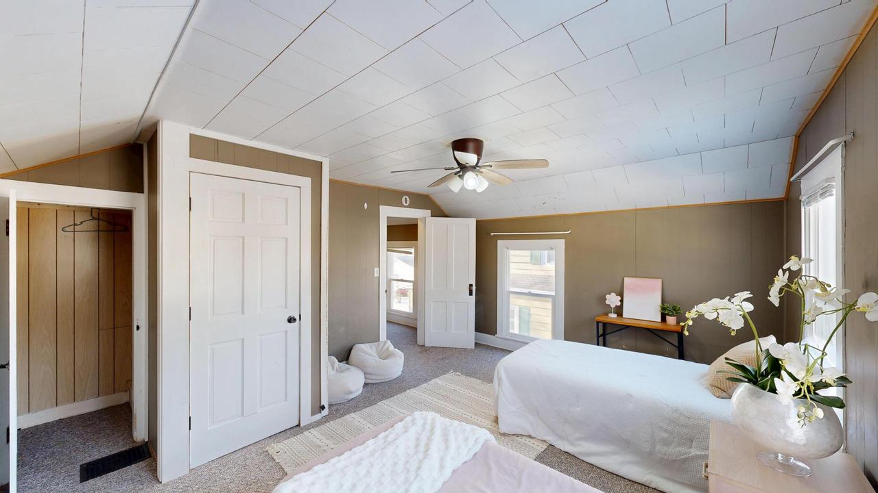 509 E Franklin STREET 511