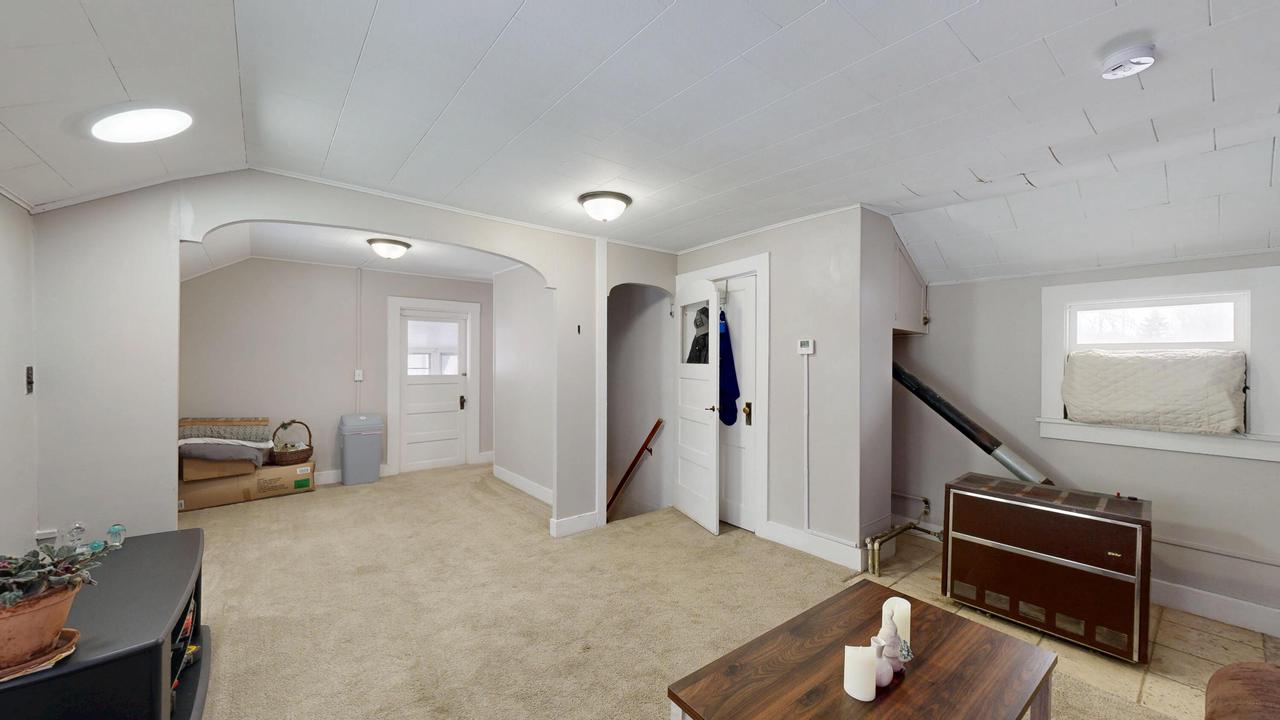 509 E Franklin STREET 511