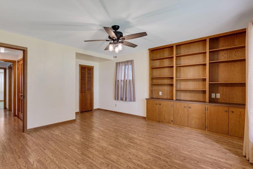 667 East Blackhawk Avenue