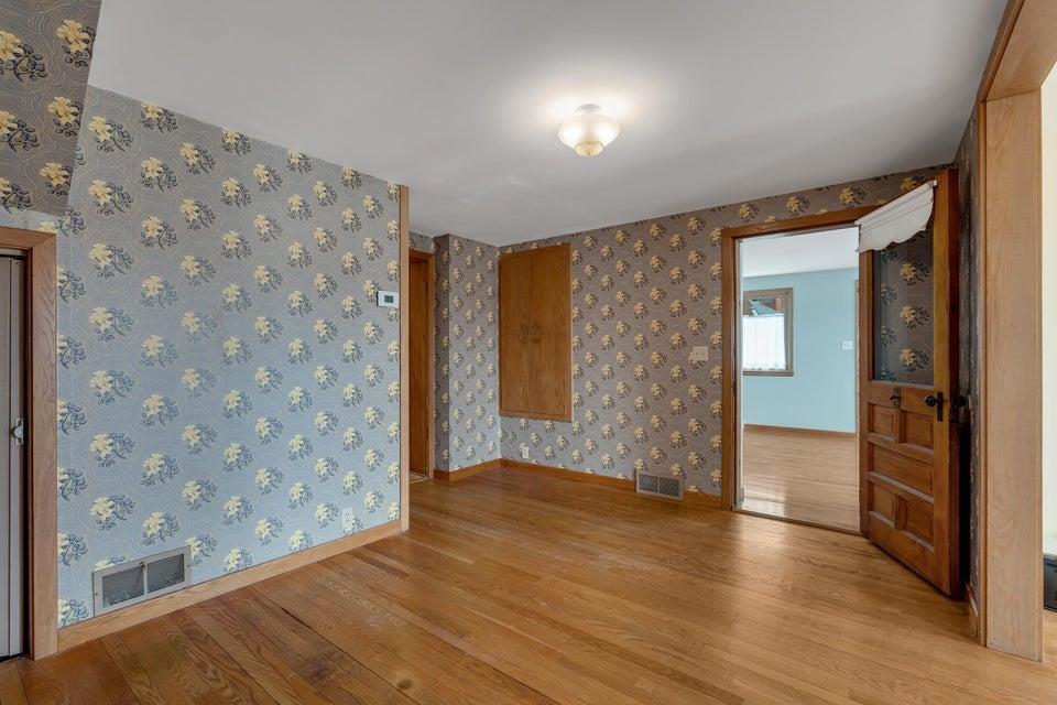 667 East Blackhawk Avenue