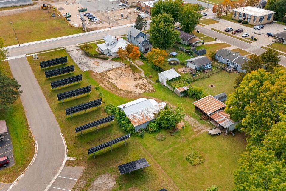 667 East Blackhawk Avenue