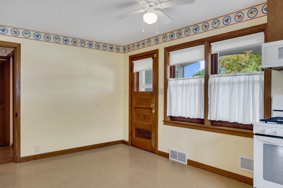 667 East Blackhawk Avenue