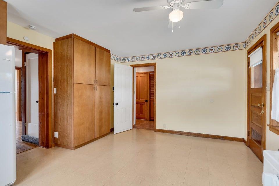 667 East Blackhawk Avenue