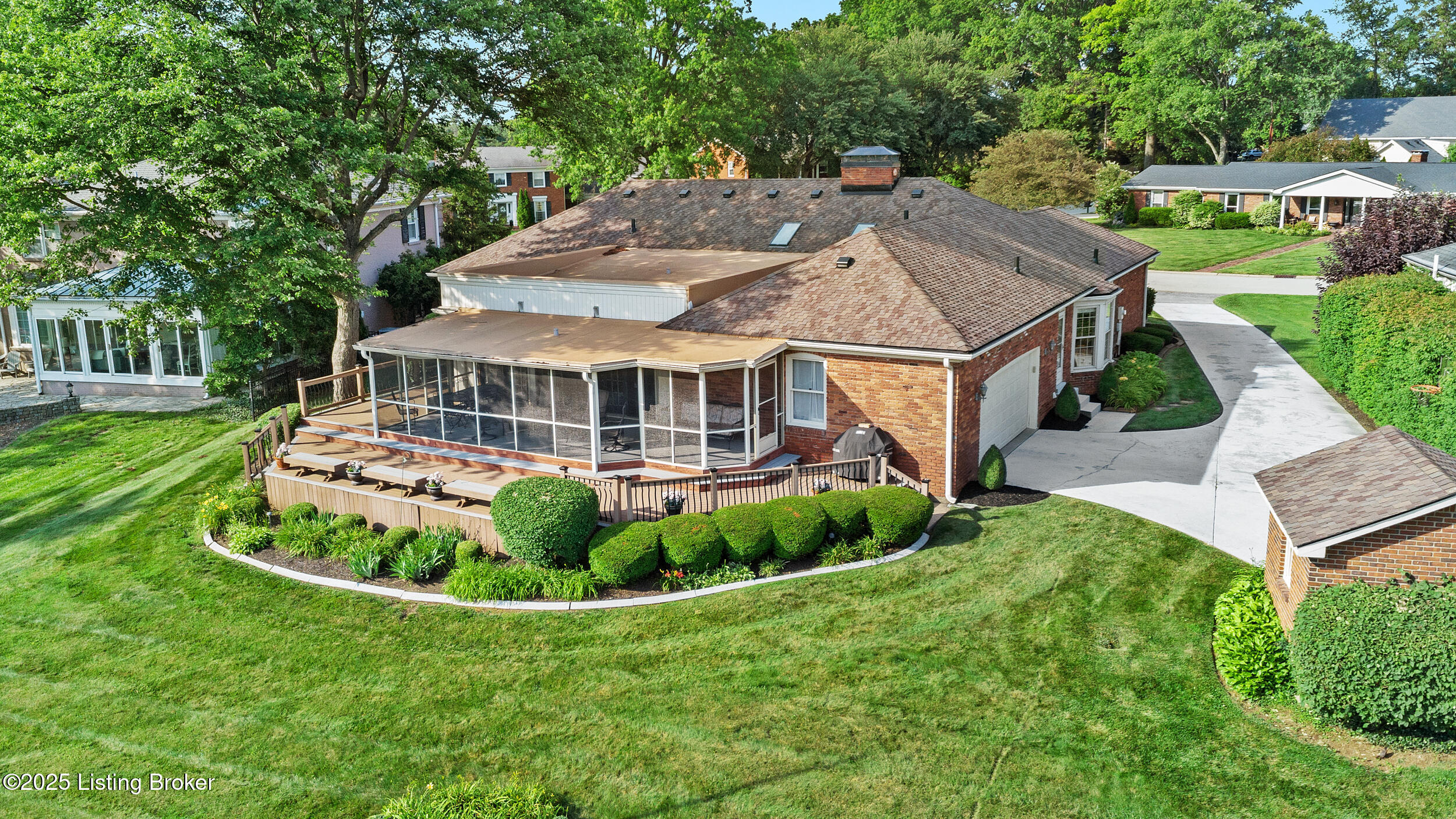 400 Edinburgh Pl, Louisville