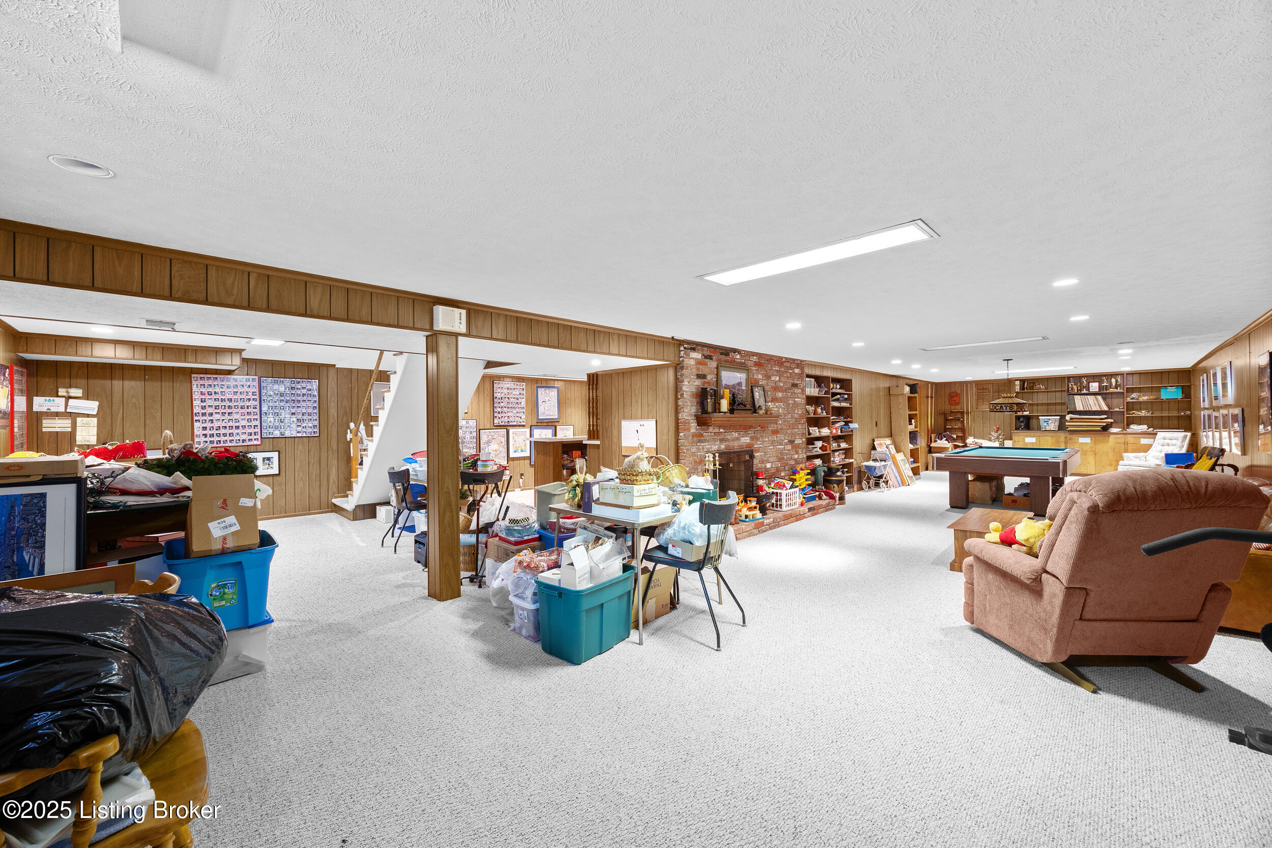 400 Edinburgh Pl, Louisville