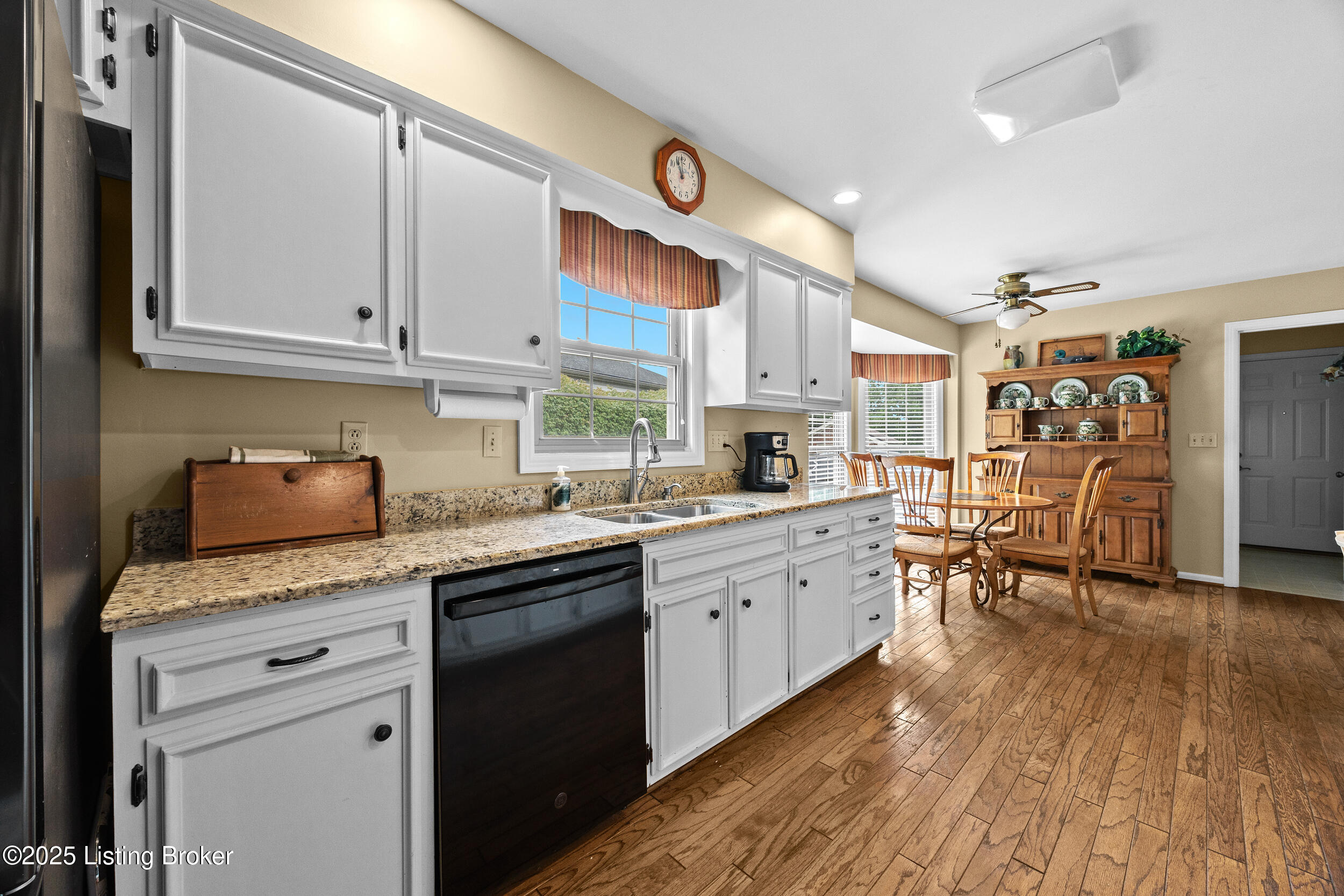 400 Edinburgh Pl, Louisville