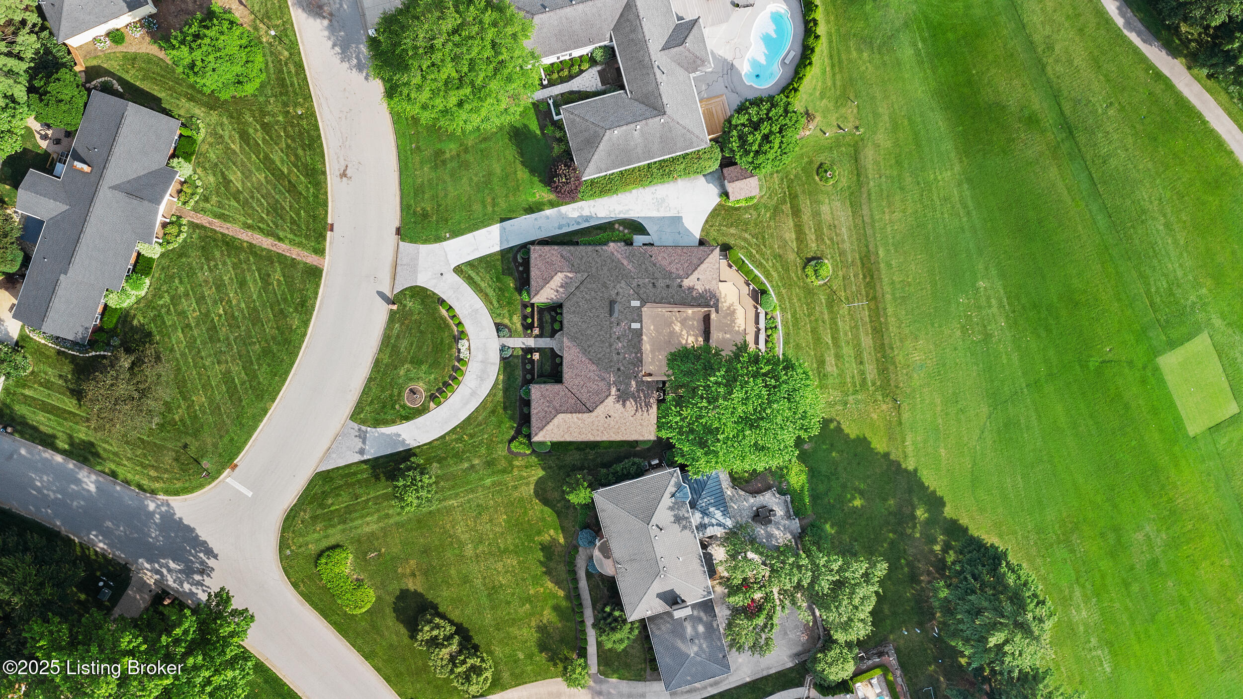 400 Edinburgh Pl, Louisville